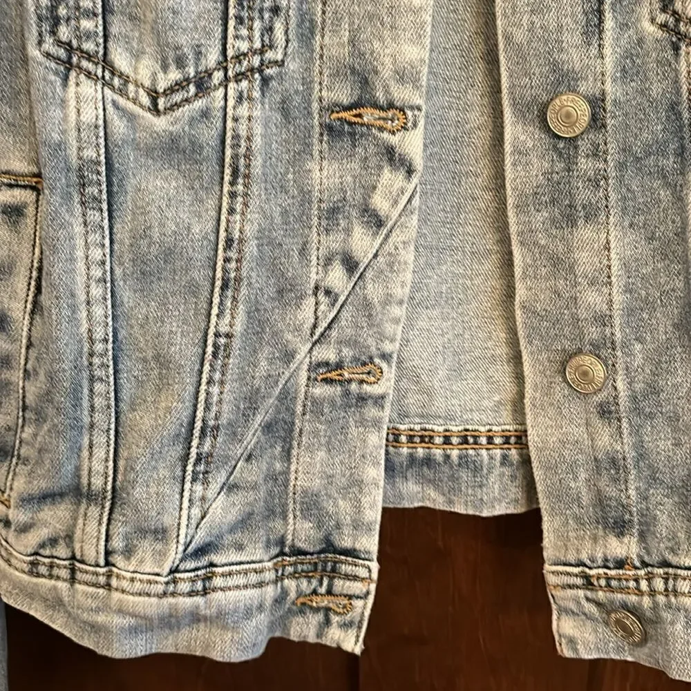 We the Free Rumors Denim Jacket- S=4-6 - Picture 8 of 10